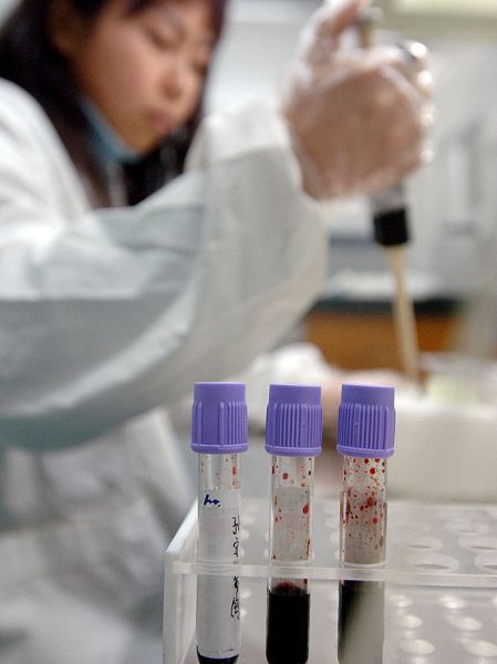 上海揭秘：DNA亲子鉴定全过程 